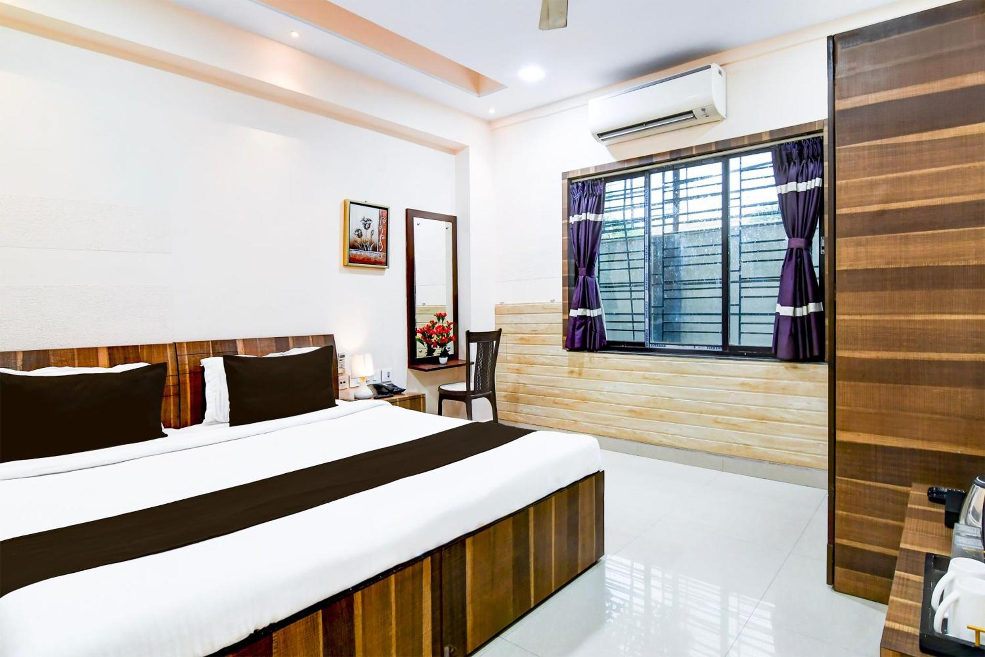 Super Collection O Behala Hotell Bhasa Exteriör bild